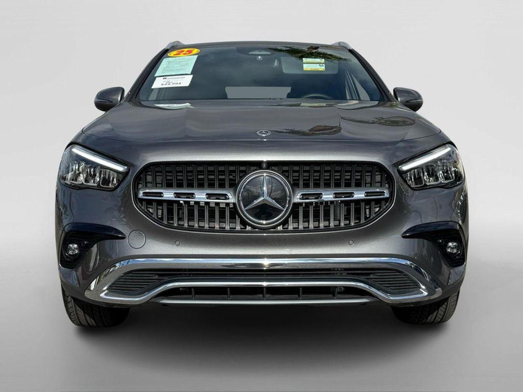 used 2025 Mercedes-Benz GLA 250 car, priced at $39,993