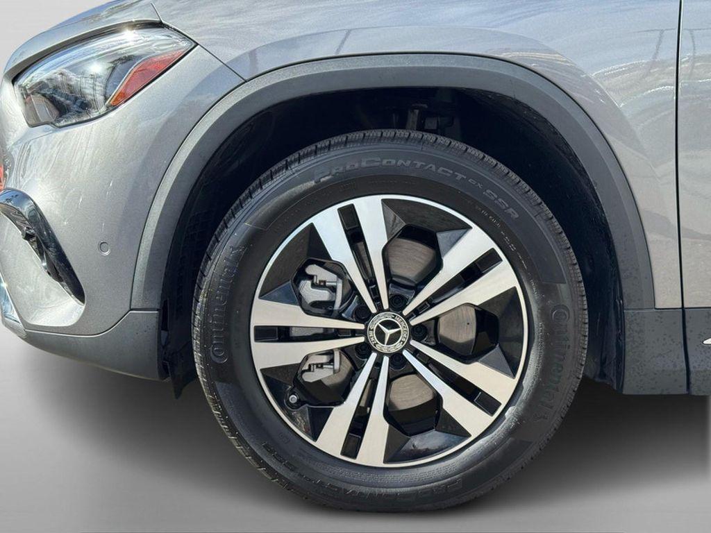 used 2025 Mercedes-Benz GLA 250 car, priced at $39,993