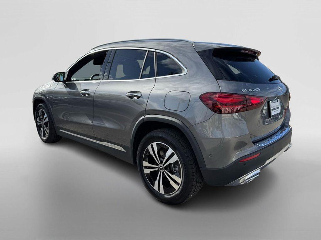 used 2025 Mercedes-Benz GLA 250 car, priced at $39,993