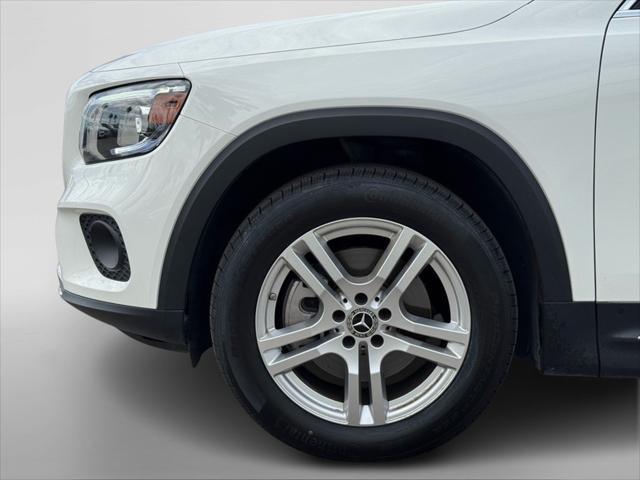 used 2020 Mercedes-Benz GLB 250 car, priced at $29,994
