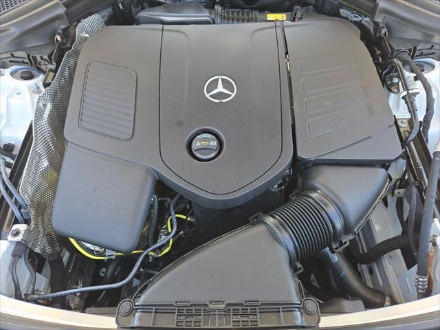 new 2025 Mercedes-Benz GLC 300 car, priced at $60,915