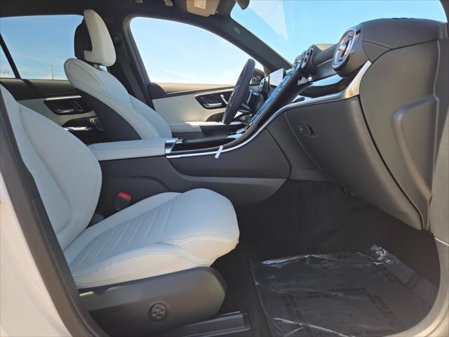 new 2025 Mercedes-Benz GLC 300 car, priced at $60,915
