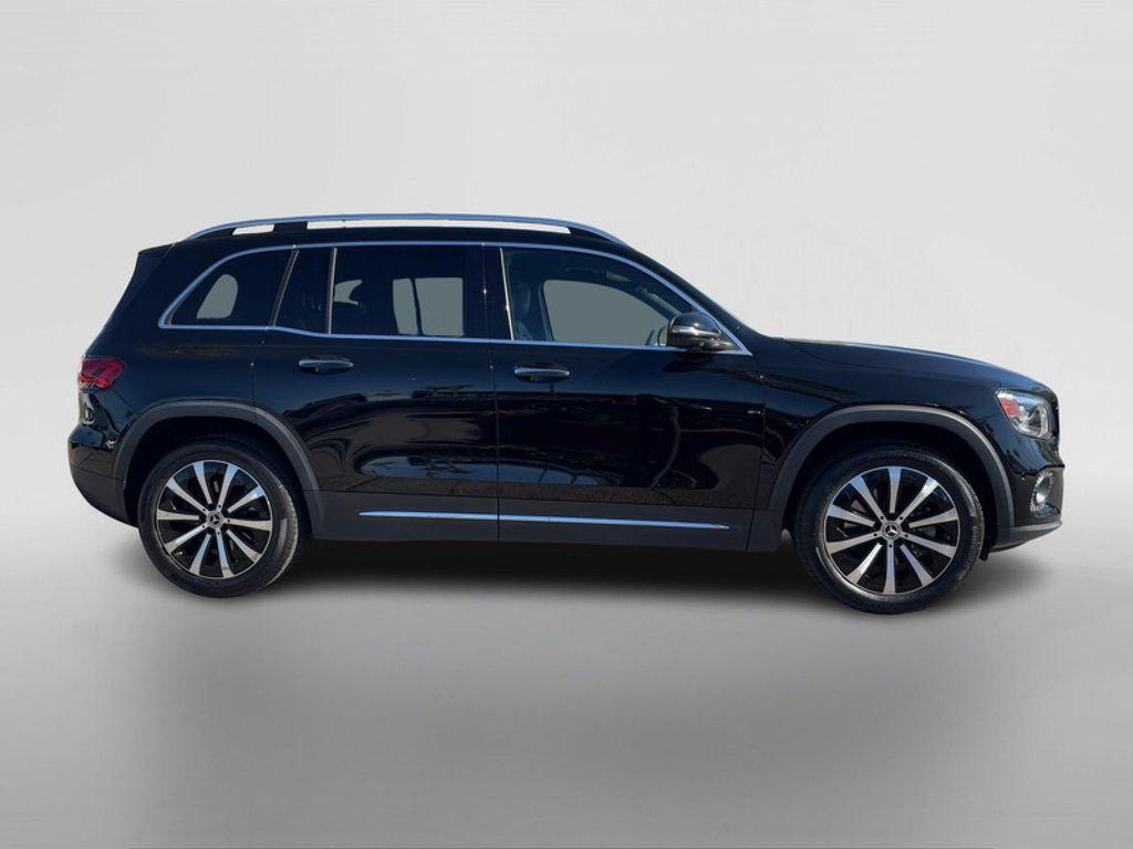 used 2021 Mercedes-Benz GLB 250 car, priced at $29,994