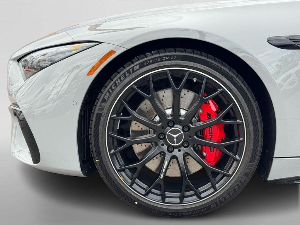 new 2026 Mercedes-Benz AMG SL 55 car, priced at $158,035