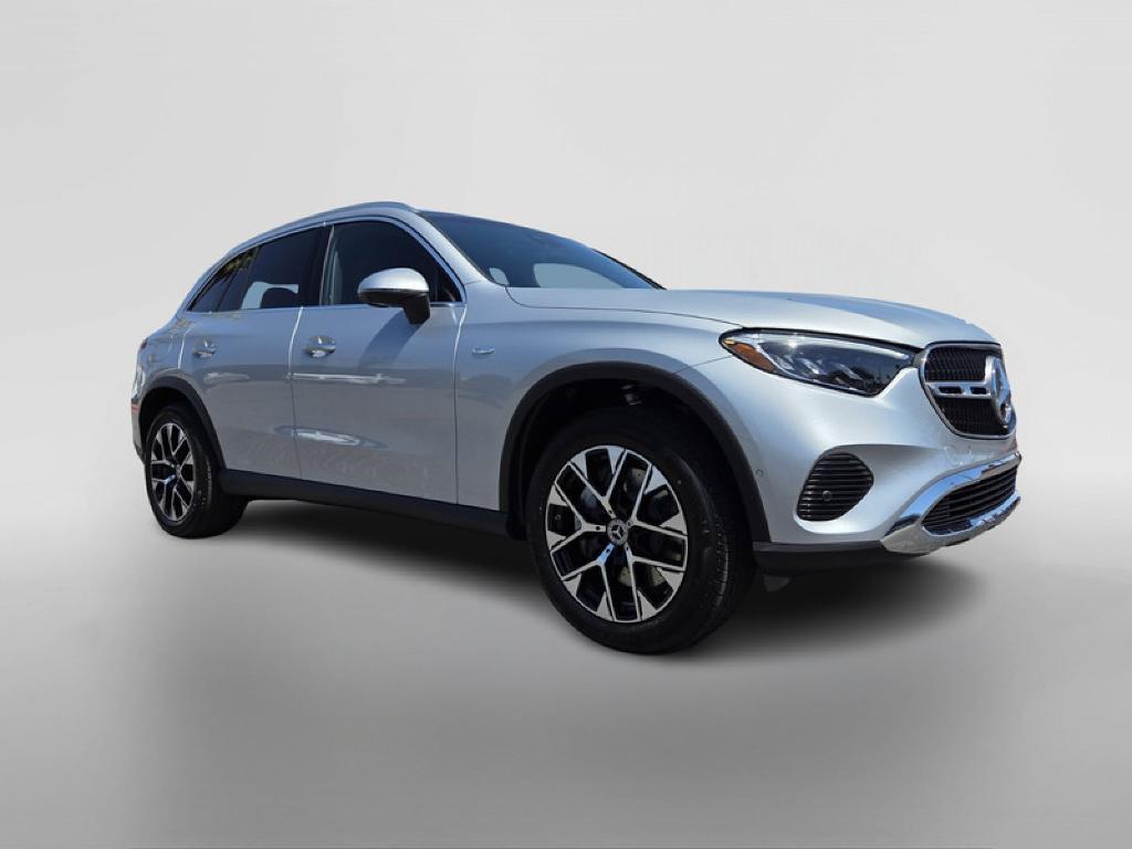 new 2025 Mercedes-Benz GLC 350e car, priced at $66,260
