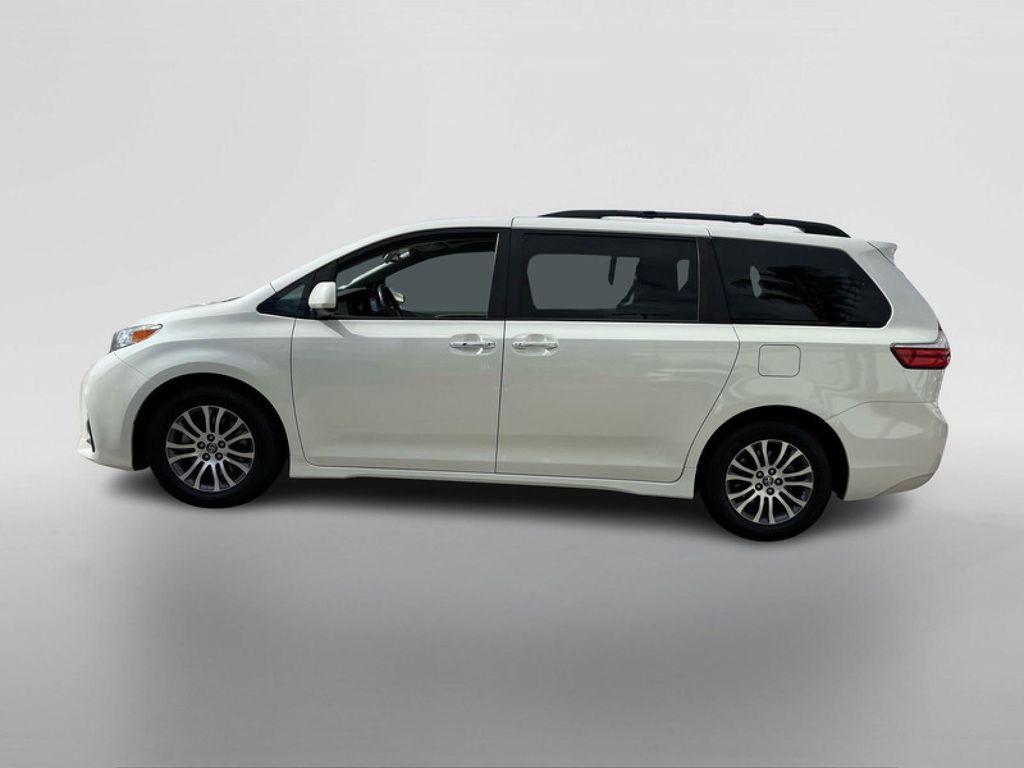 used 2018 Toyota Sienna car, priced at $30,994