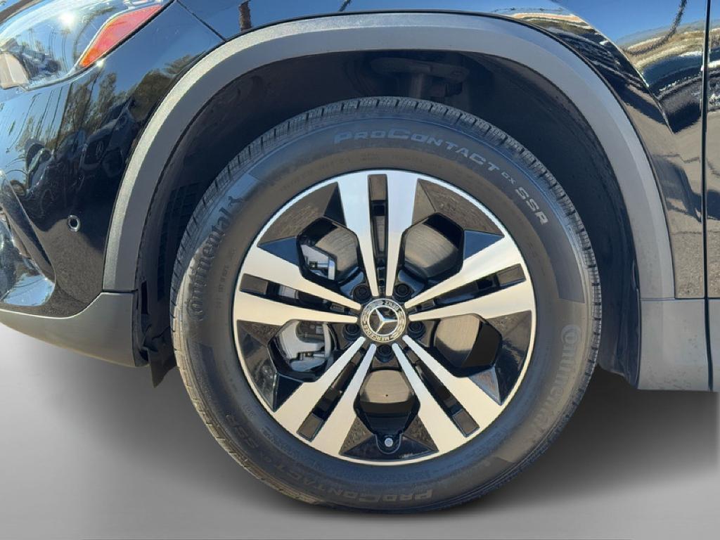 used 2025 Mercedes-Benz GLA 250 car, priced at $40,994