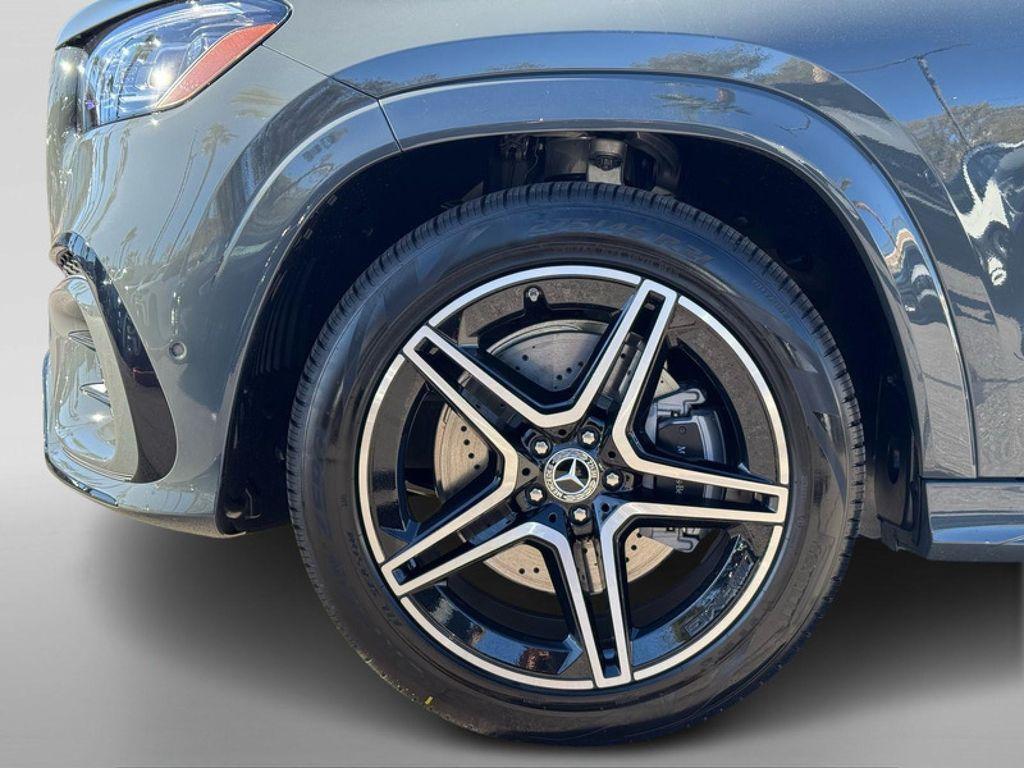 new 2026 Mercedes-Benz GLS 450 car, priced at $97,100