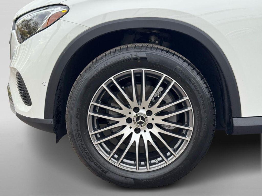 used 2025 Mercedes-Benz GLC 300 car, priced at $48,773