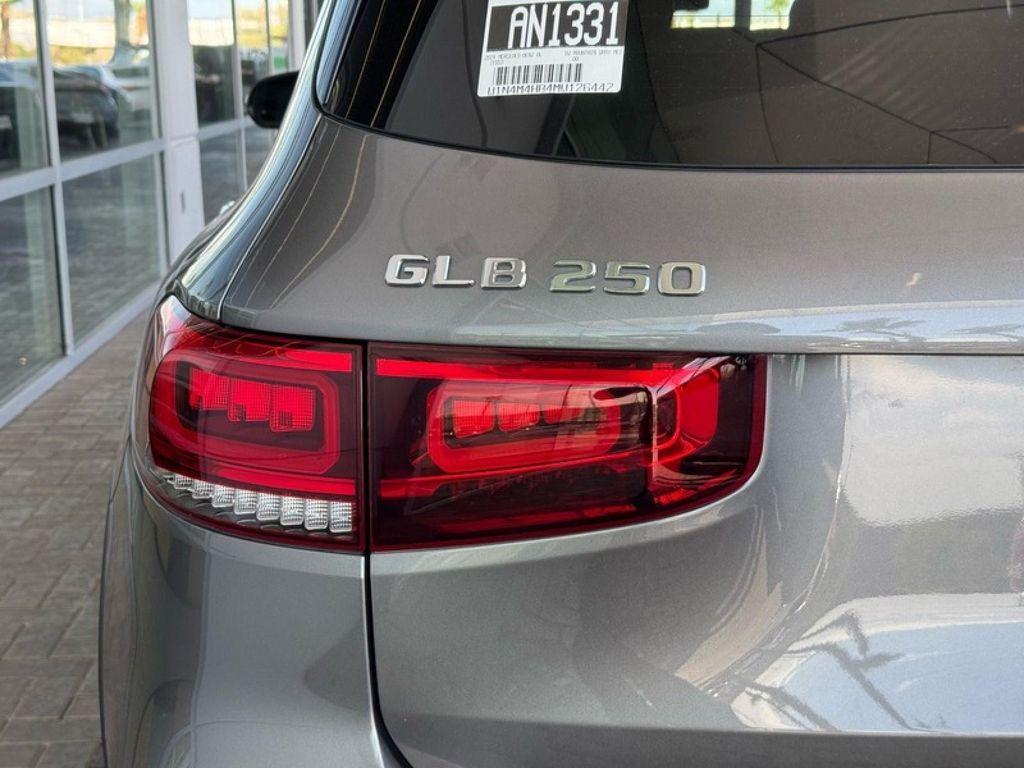 used 2021 Mercedes-Benz GLB 250 car, priced at $21,694