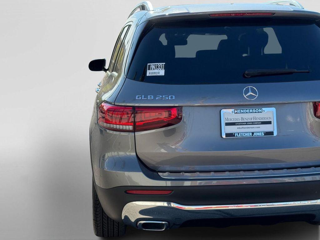 used 2021 Mercedes-Benz GLB 250 car, priced at $21,694