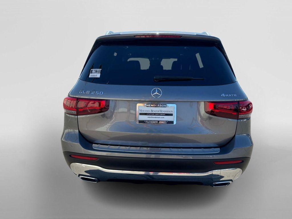 used 2021 Mercedes-Benz GLB 250 car, priced at $21,694
