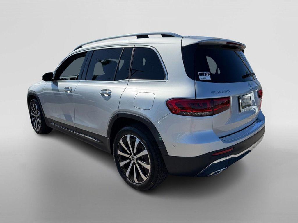 used 2022 Mercedes-Benz GLB 250 car, priced at $27,771