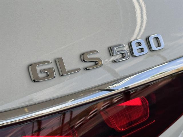 new 2025 Mercedes-Benz GLS 580 car, priced at $119,255