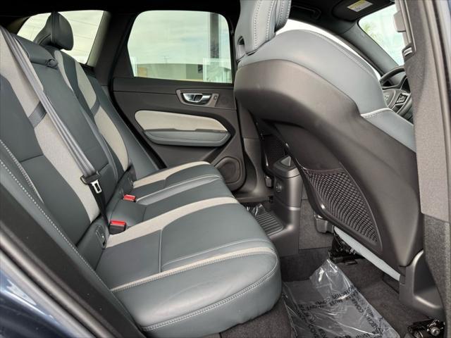 used 2022 Volvo XC60 Recharge Plug-In Hybrid car, priced at $39,994