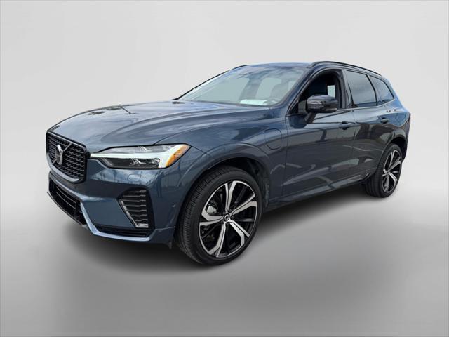 used 2022 Volvo XC60 Recharge Plug-In Hybrid car, priced at $39,994