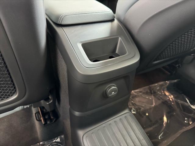 used 2022 Volvo XC60 Recharge Plug-In Hybrid car, priced at $39,994