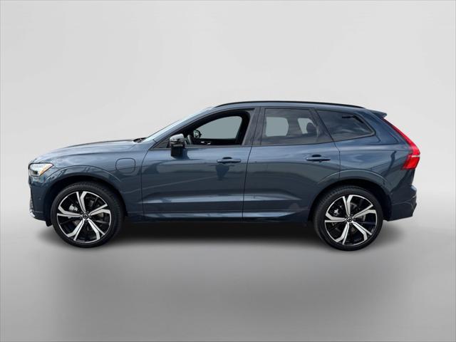 used 2022 Volvo XC60 Recharge Plug-In Hybrid car, priced at $39,994