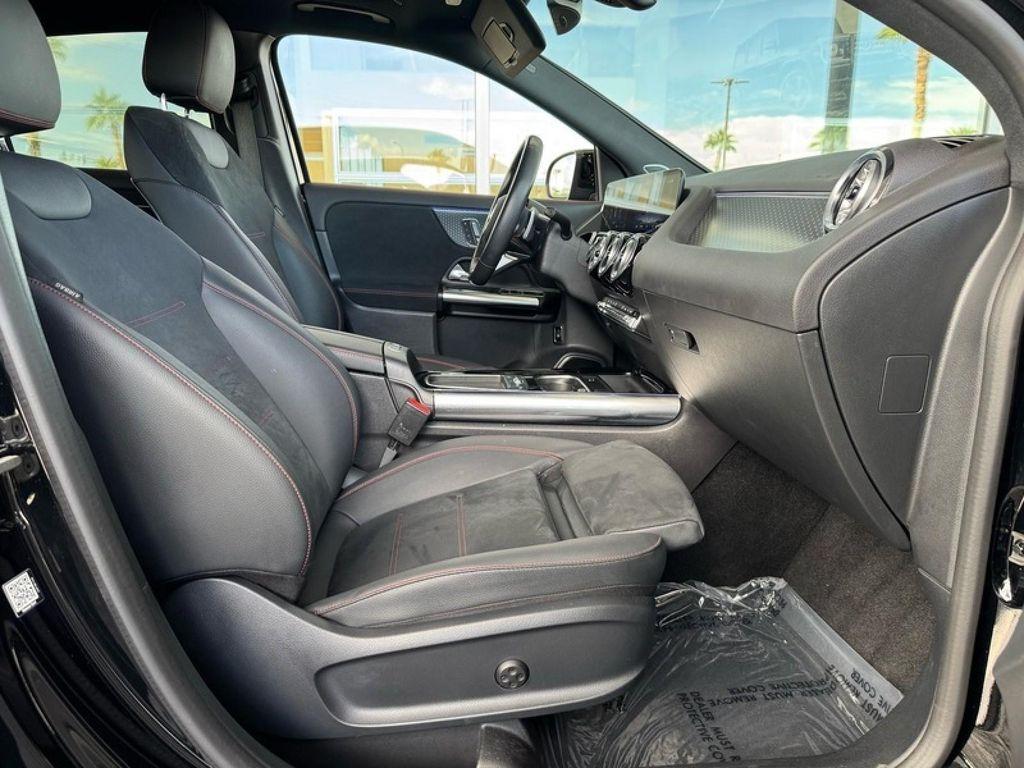 used 2024 Mercedes-Benz GLA 250 car, priced at $43,994