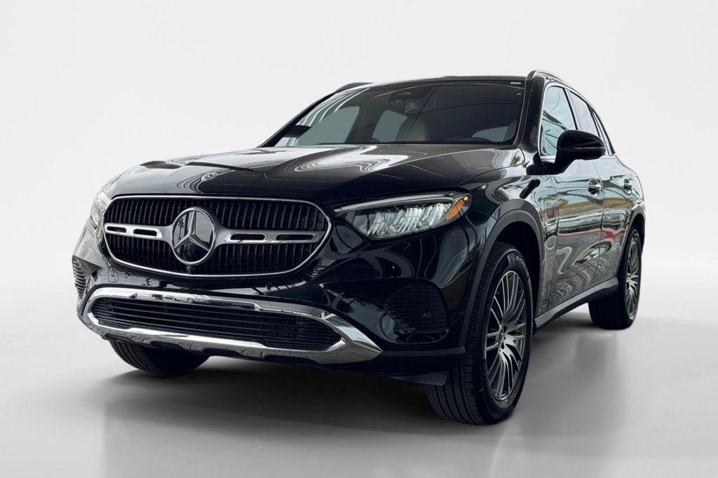 new 2025 Mercedes-Benz GLC 300 car, priced at $54,905