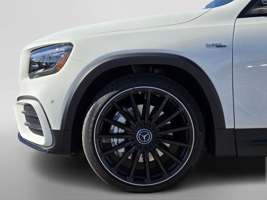 new 2025 Mercedes-Benz AMG GLB 35 car, priced at $64,635