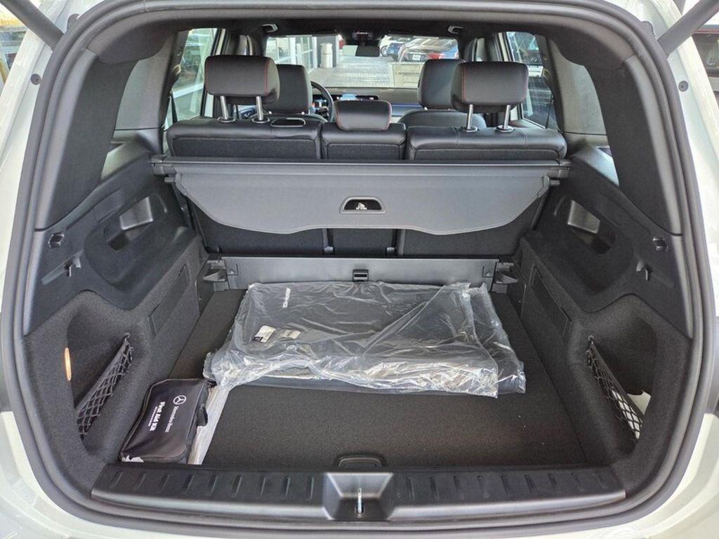 new 2025 Mercedes-Benz AMG GLB 35 car, priced at $64,635