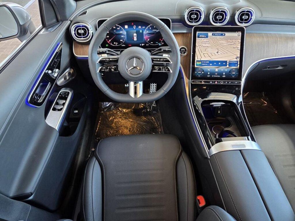 new 2025 Mercedes-Benz GLC 300 car, priced at $61,530