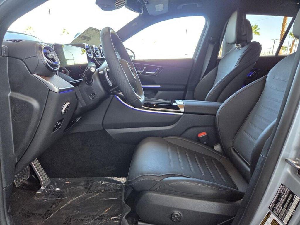 new 2025 Mercedes-Benz GLC 300 car, priced at $61,530