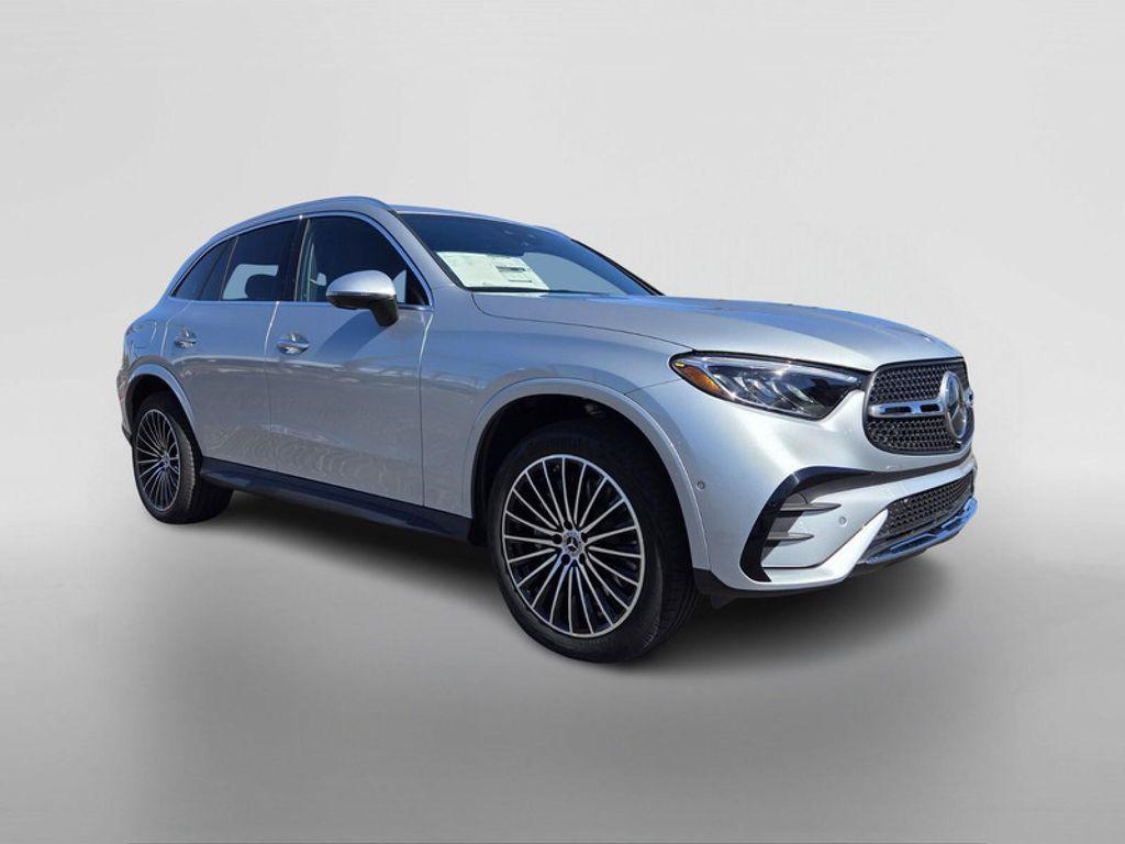 new 2025 Mercedes-Benz GLC 300 car, priced at $61,530