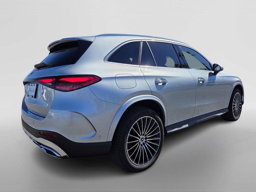 new 2025 Mercedes-Benz GLC 300 car, priced at $61,530