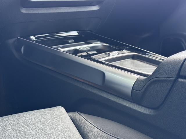 new 2024 Mercedes-Benz EQB 300 car, priced at $60,325
