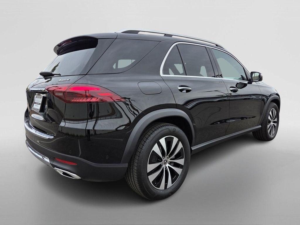 new 2026 Mercedes-Benz GLE 450e car, priced at $76,170