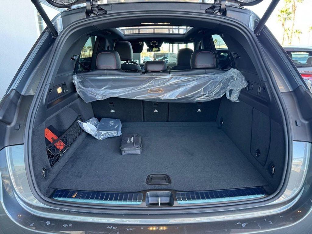 new 2026 Mercedes-Benz AMG GLE 53 car, priced at $105,515