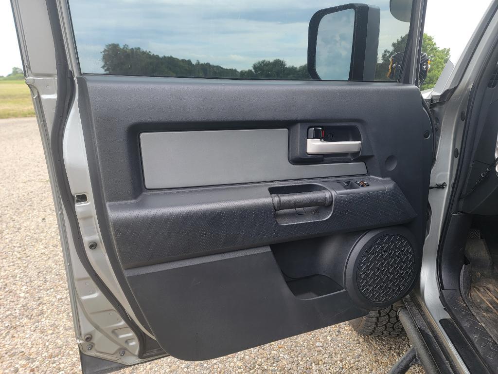used 2012 Toyota FJ Cruiser car, priced at $24,995