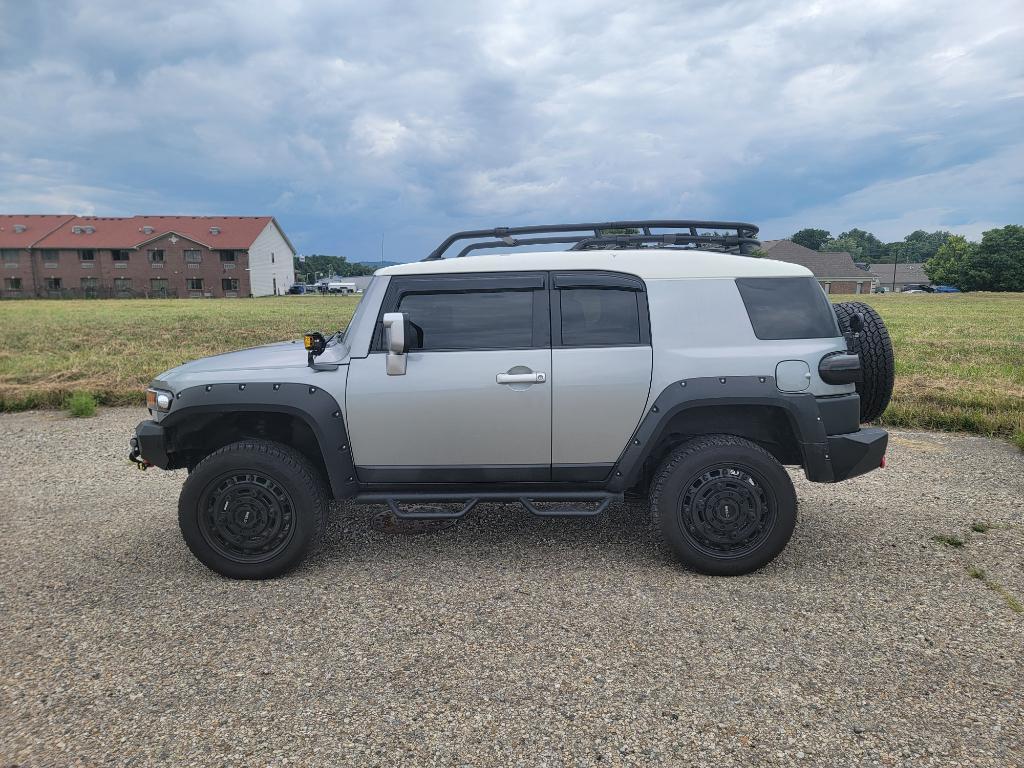used 2012 Toyota FJ Cruiser car, priced at $24,995