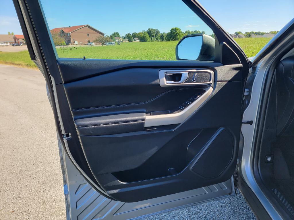 used 2023 Ford Explorer car, priced at $30,895