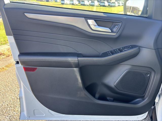 new 2025 Ford Escape PHEV car, priced at $40,890
