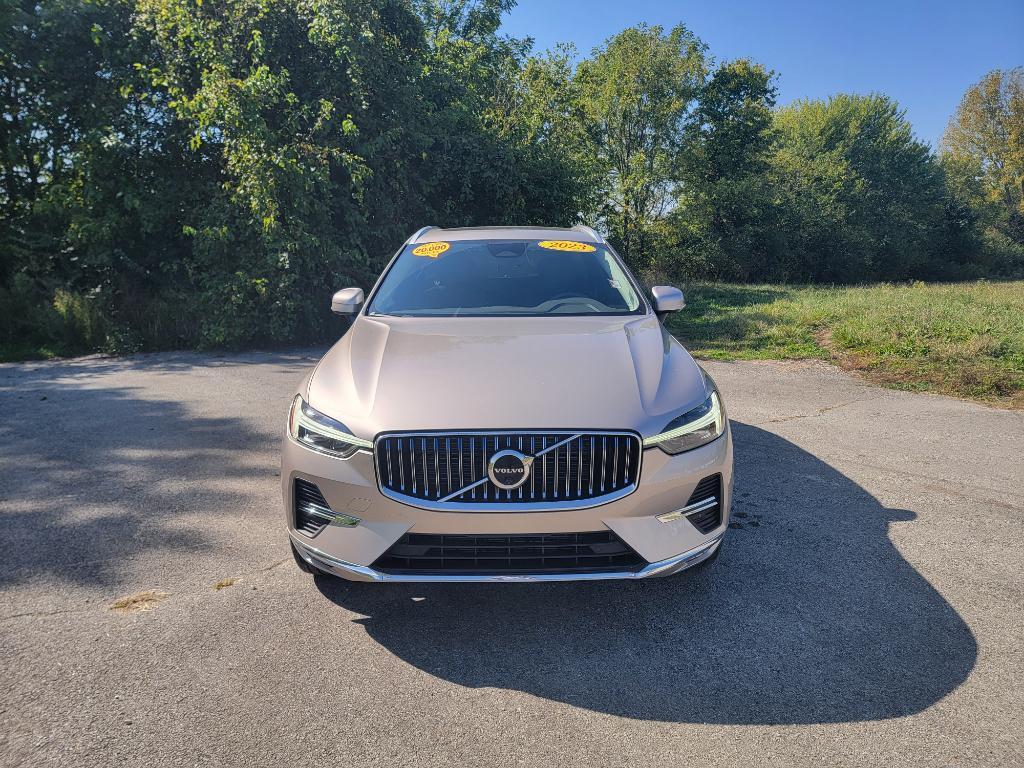 used 2023 Volvo XC60 car, priced at $38,995