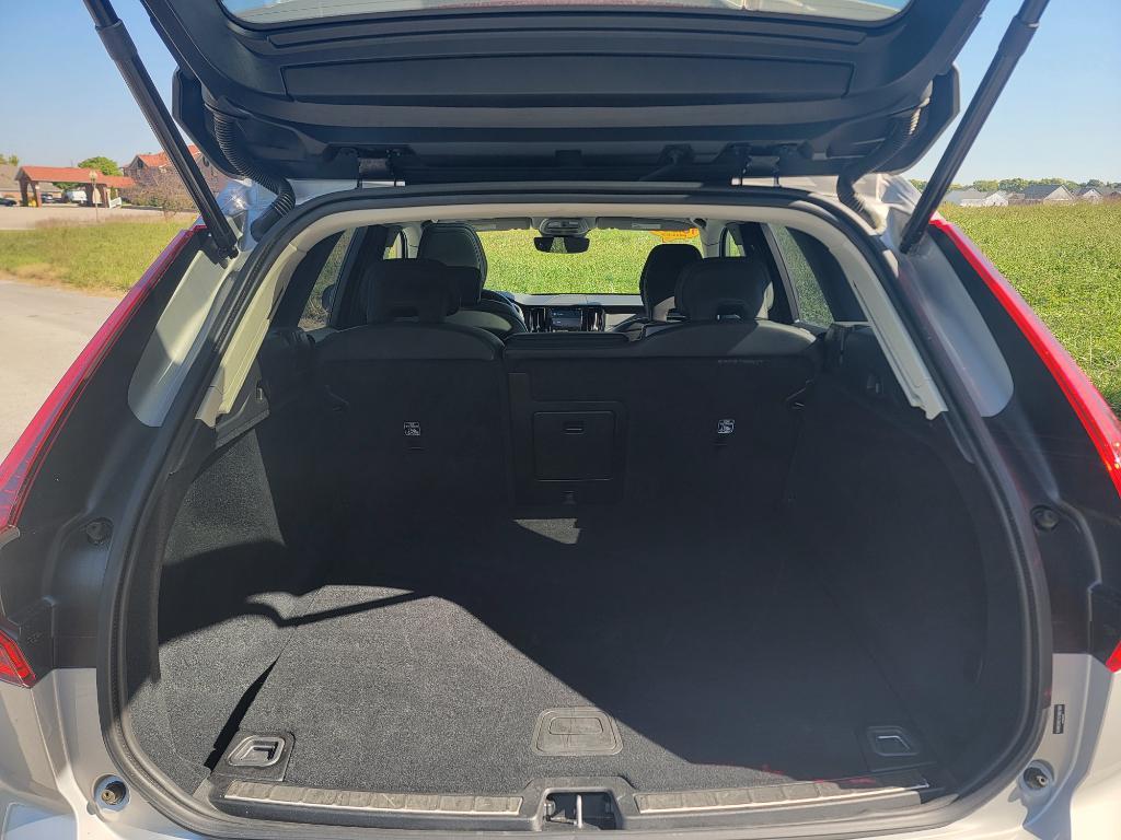 used 2025 Volvo XC60 car, priced at $42,513