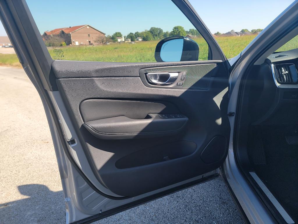 used 2025 Volvo XC60 car, priced at $42,513