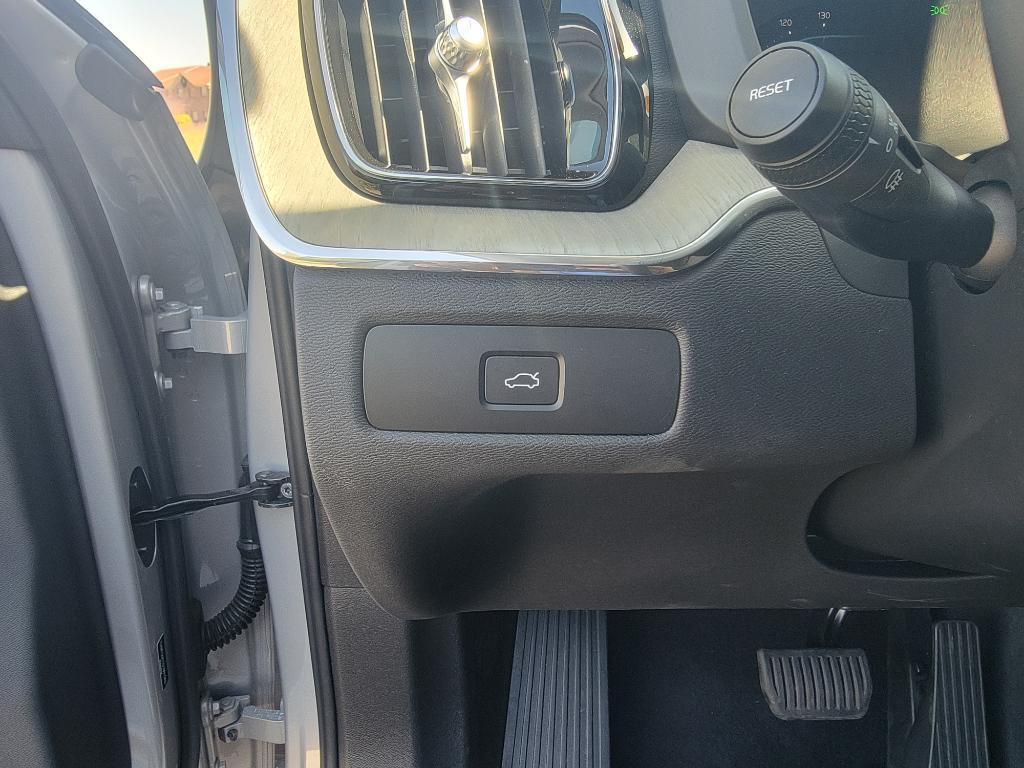 used 2025 Volvo XC60 car, priced at $42,513