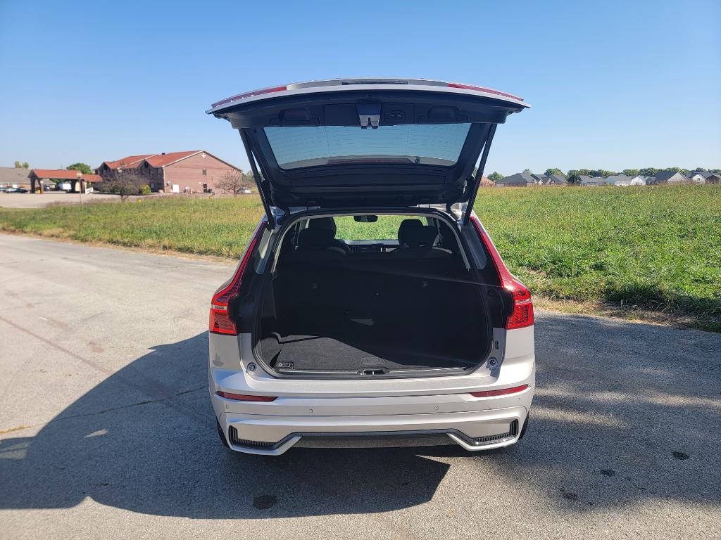 used 2025 Volvo XC60 car, priced at $42,513