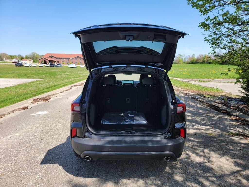 new 2025 Ford Escape car, priced at $31,649