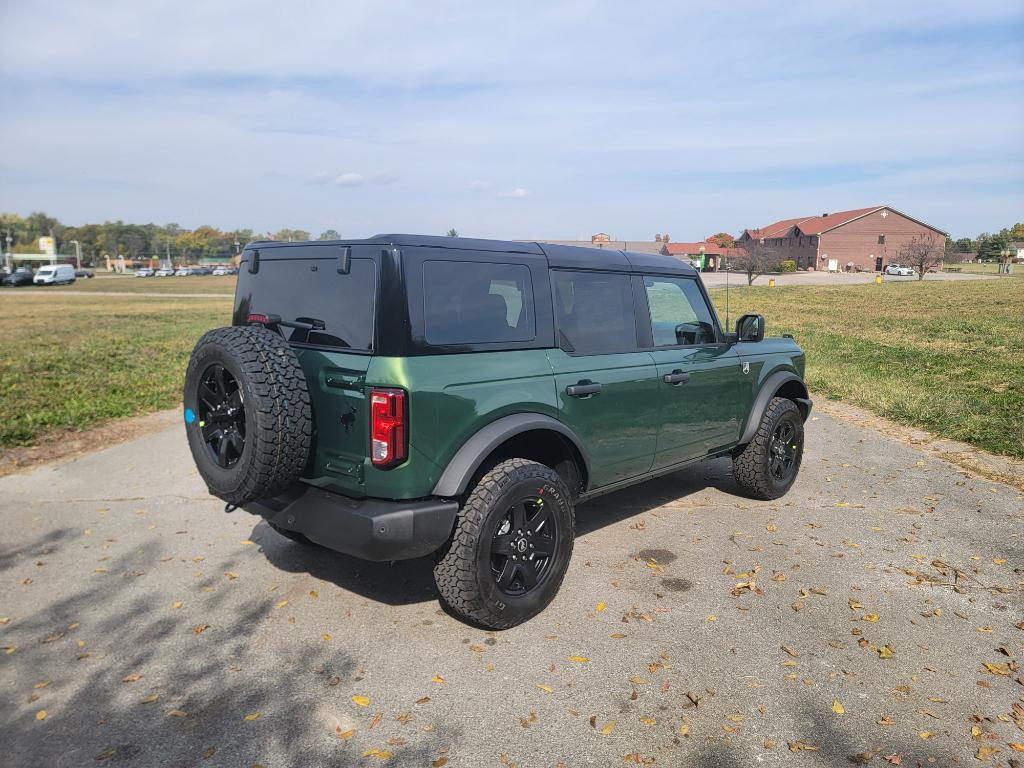 new 2025 Ford Bronco car, priced at $50,060