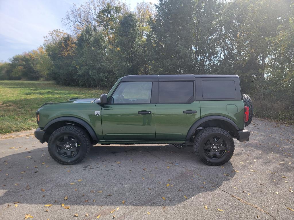 new 2025 Ford Bronco car, priced at $50,060
