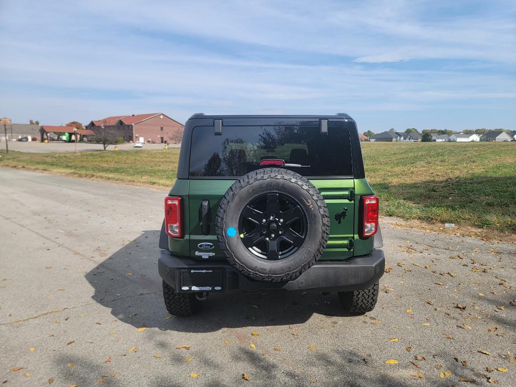 new 2025 Ford Bronco car, priced at $50,060