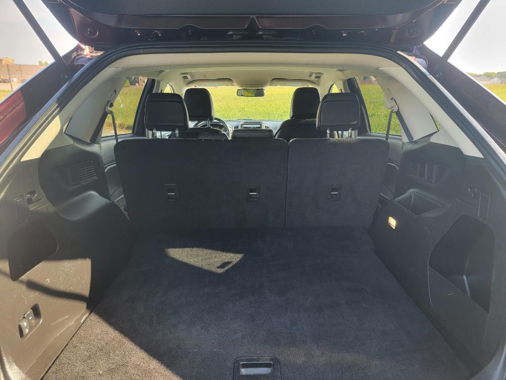used 2024 Ford Edge car, priced at $22,995