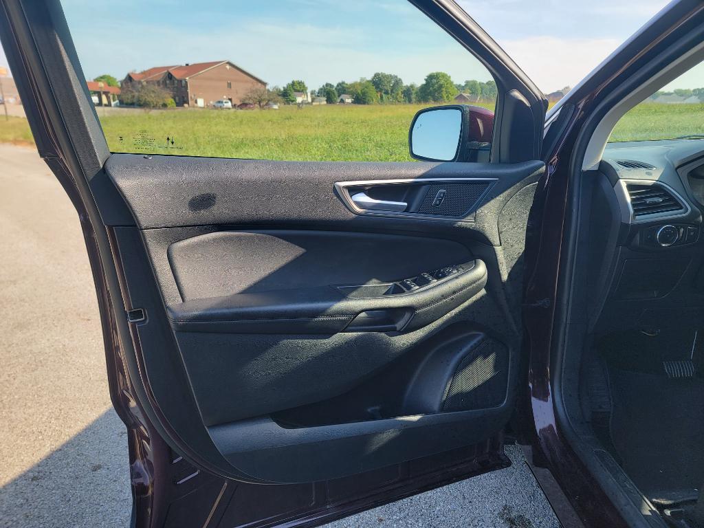 used 2024 Ford Edge car, priced at $22,995