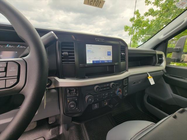 new 2025 Ford F-350 car, priced at $71,060