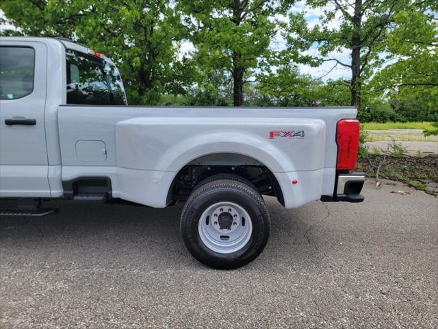 new 2025 Ford F-350 car, priced at $71,060